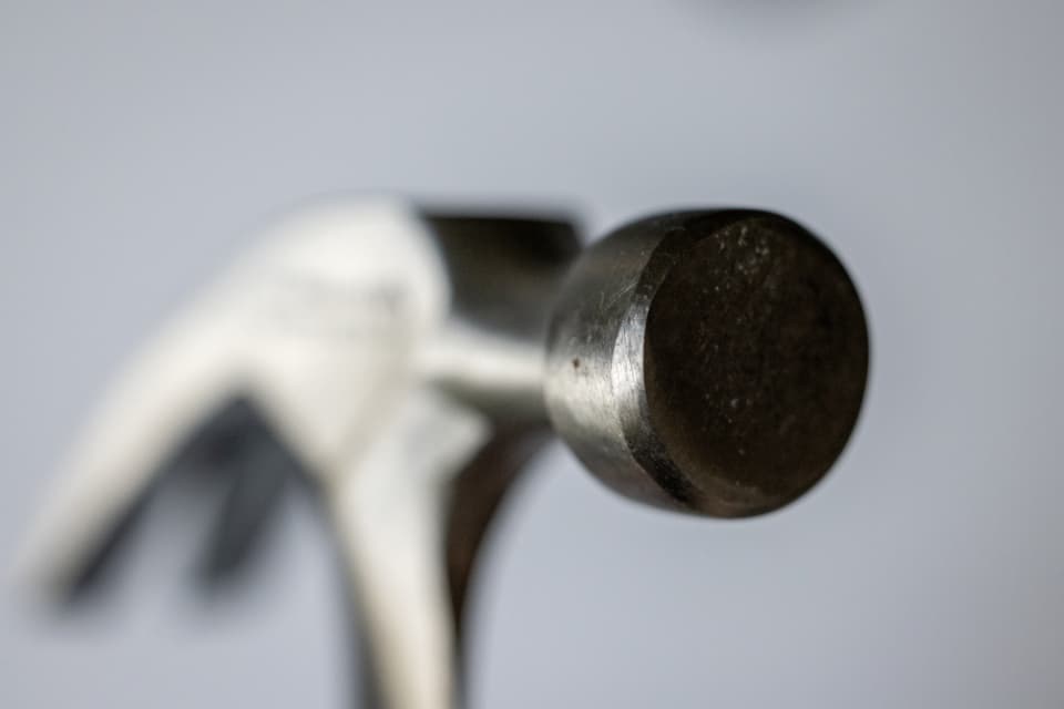 Estimer le coût des travaux avant d'acheter : chantier de rénovation et outils