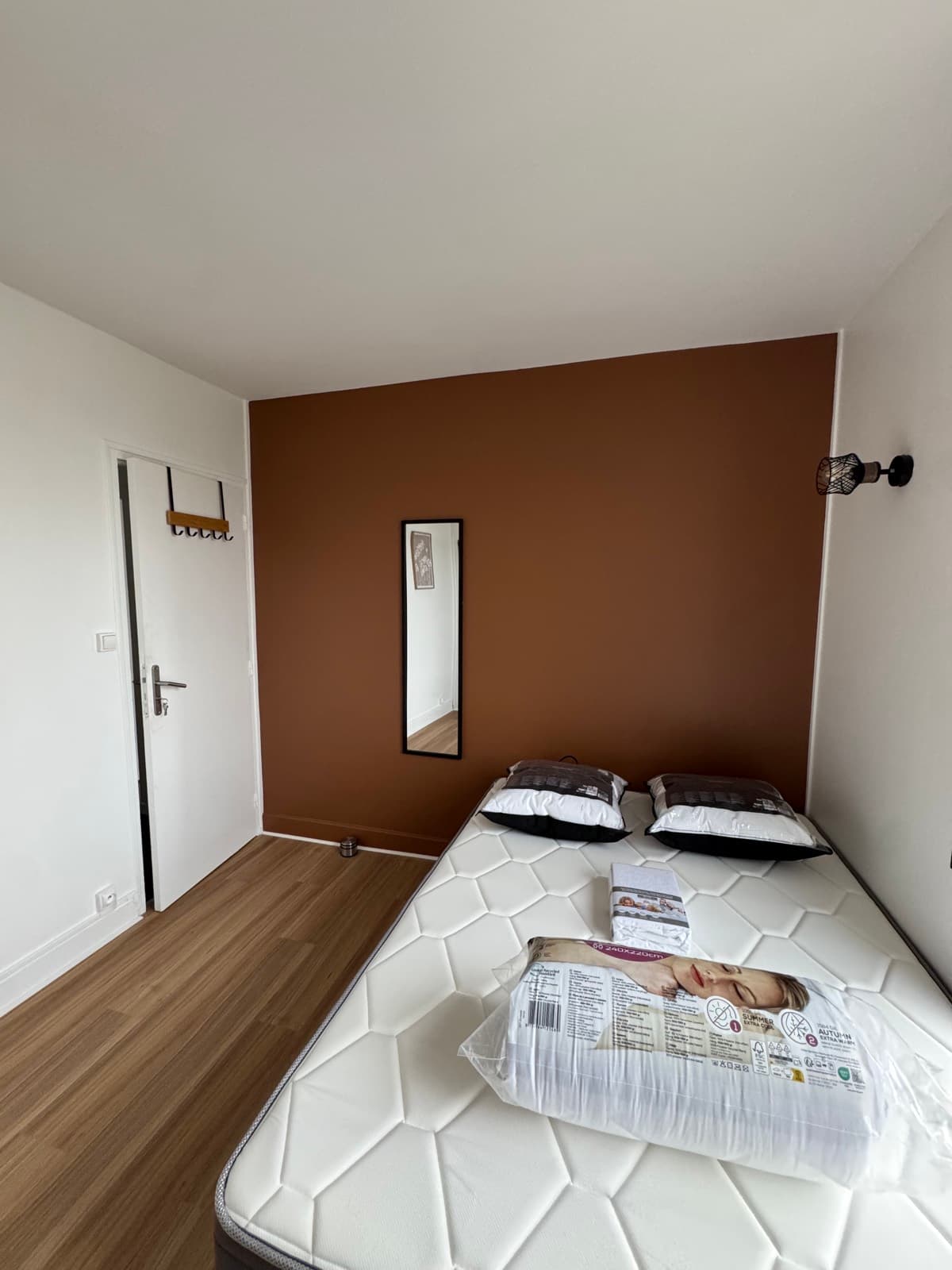 Coloc 4 chambres — Melun Gendarmerie - miniature 2